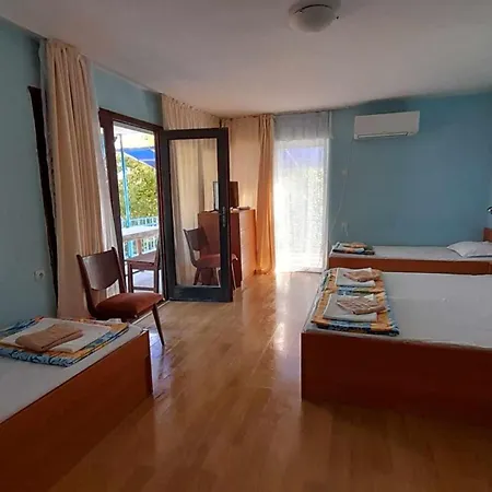 лятна генчеви град Guest house