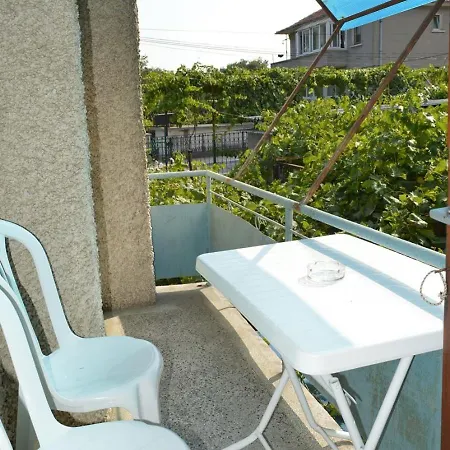 Guest house лятна генчеви град *