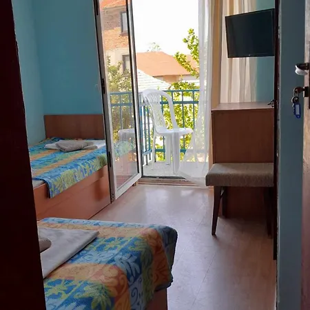 Guest house лятна генчеви град Obzor