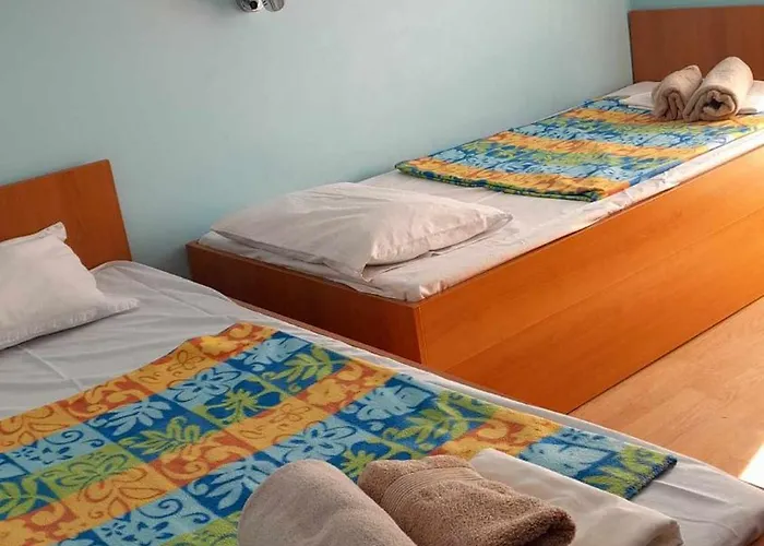 Guest house лятна генчеви град *