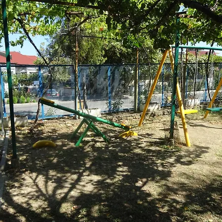 лятна генчеви град Casa de hóspedes *